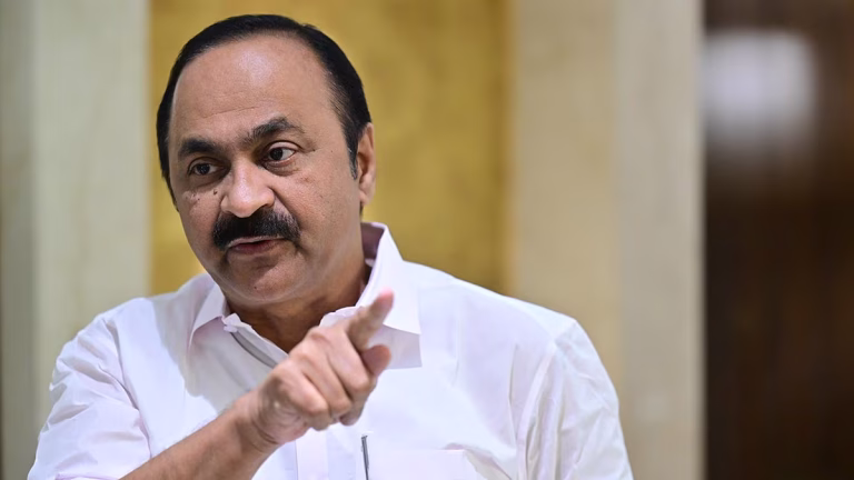 ബിജെപിക്കെതിരായ സമരത്തിൽ സിപിഎമ്മിന് പൊള്ളുന്നതെന്തിന്? എസ്.എഫ്.ഐയുടേത് ആസൂത്രിത അക്രമമെന്ന് വി.ഡി. സതീശൻ